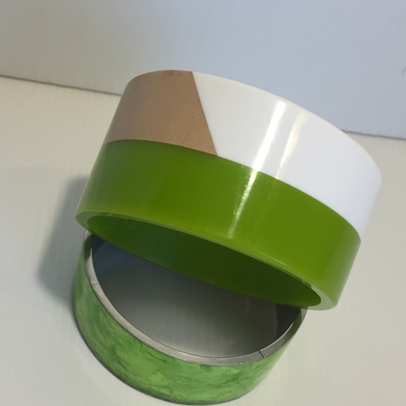 LIME GREEN BRACELET DUO resin feel enamel look - Picture 6 of 14